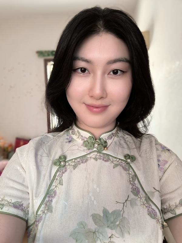 梅莱的第一张照片--平顶山闪婚服务中心