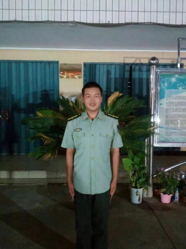 程程的第一张照片--平顶山闪婚服务中心